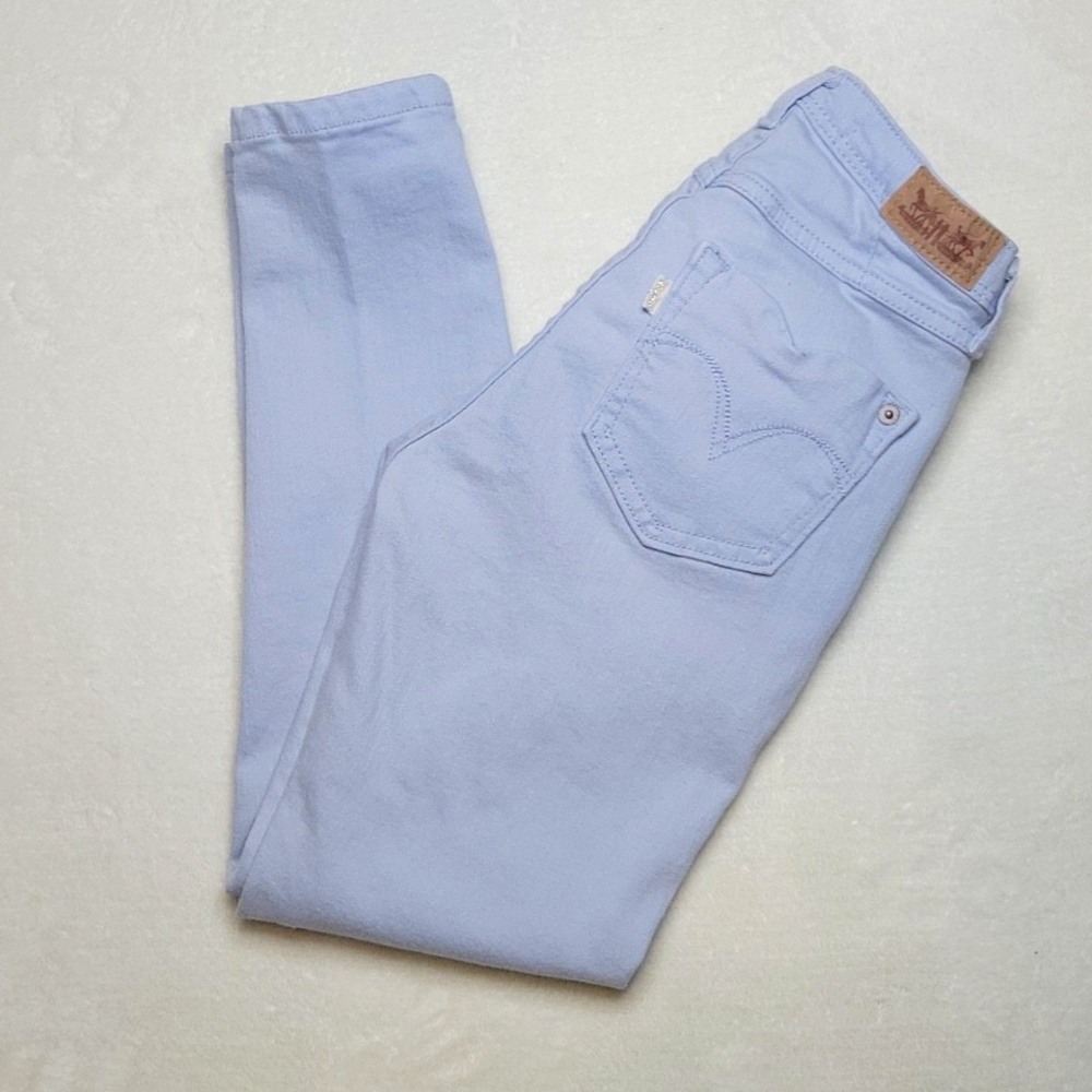 Levi's - Picture 2 of 11